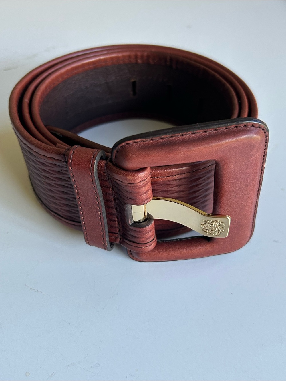 Vince Camuto Wide Leather Brown “Woven” Belt in Chestnut